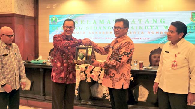 Walikota Sukabumi Studi Kelola Sampah ke Kota Malang